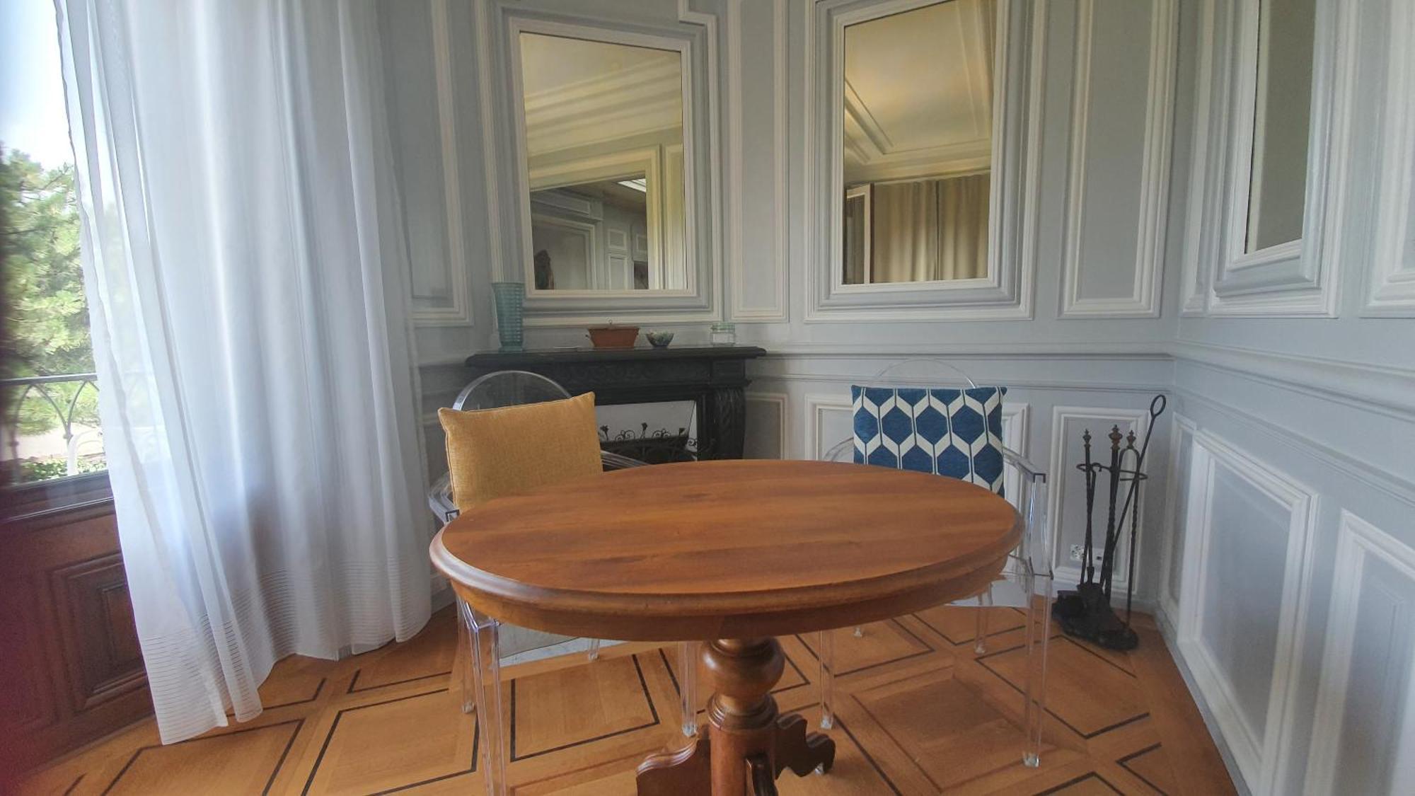 Le Faubourg 29 Hotel Neuchatel Bagian luar foto